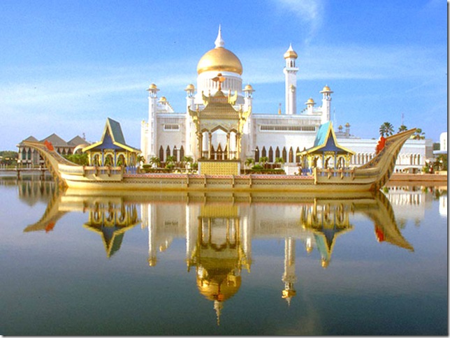 sultan-omar-ali-saifuddien-mosque-brunei