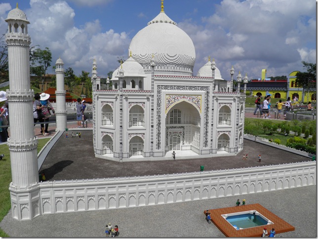 Too easy - Taj Mahal, Agra