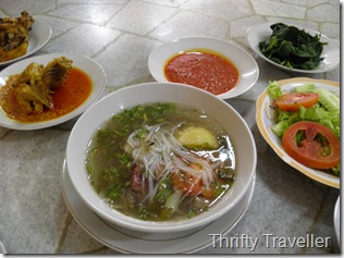 Hidang style Padang cuisine