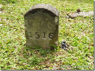 Unmarked Grave at Loke Yew Cemetery